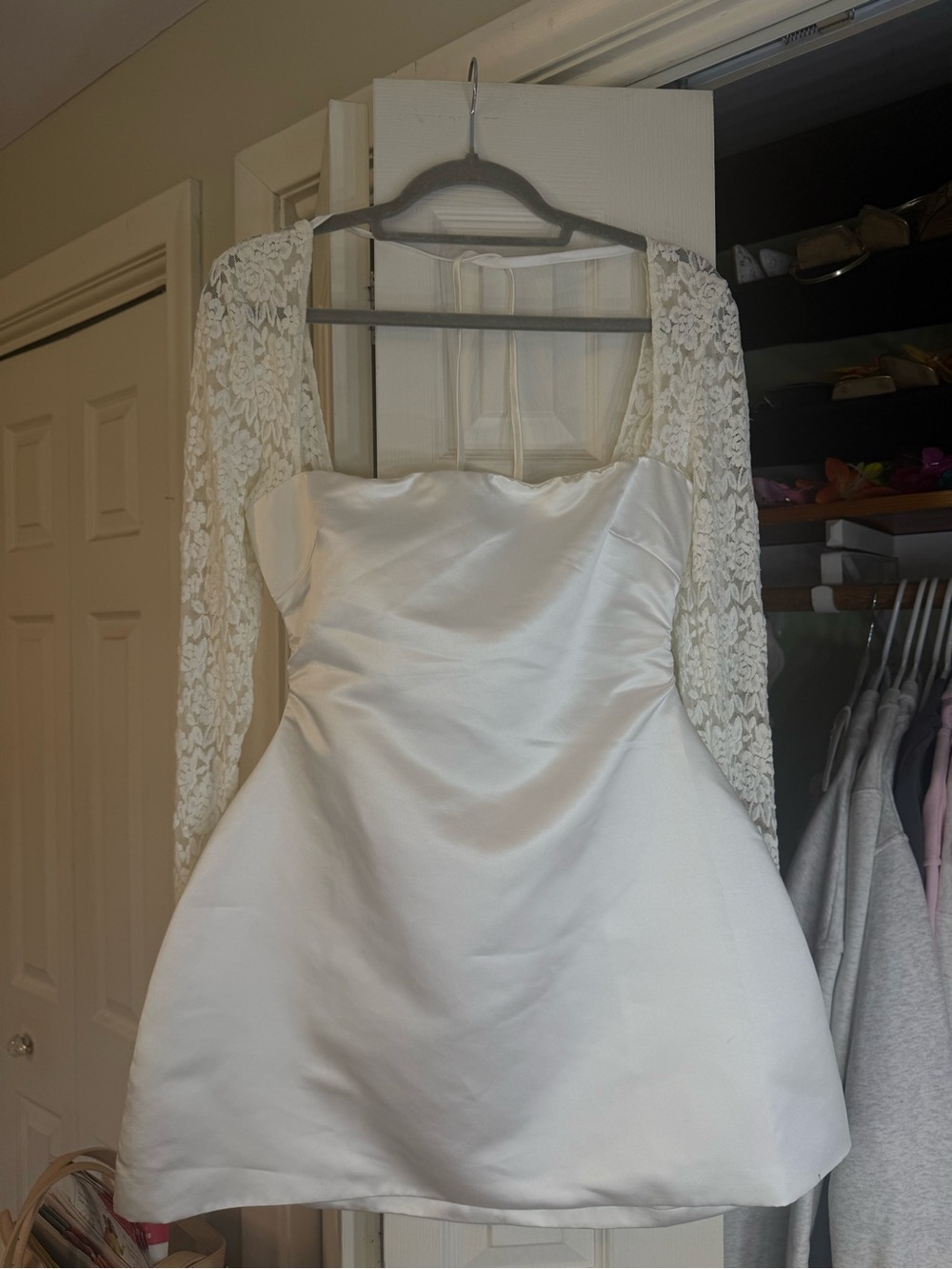 Babyboo Sadie Mini Dress Size Small in Ivory